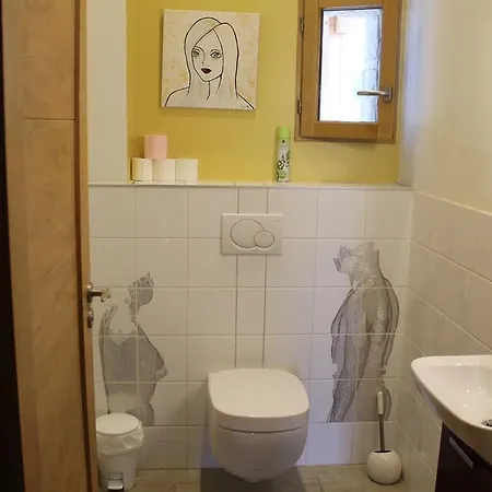 Domaine Les Trois Biches Bed & Breakfast 3*