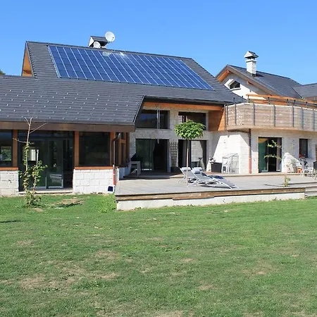 Domaine Les Trois Biches 3* Evires